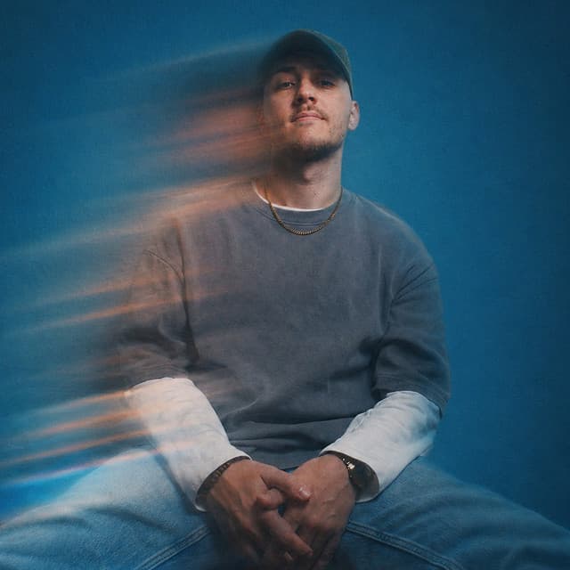 Dennis Louvra