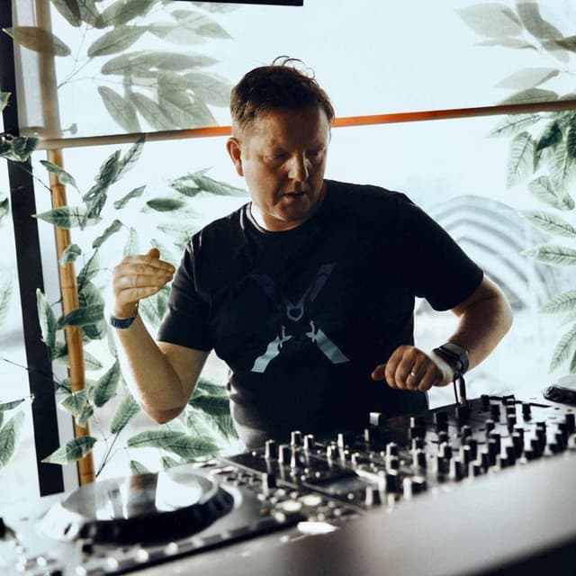Steve Parry
