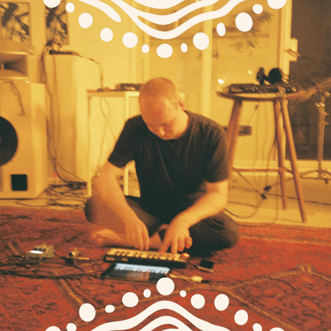 Iker Munduate - Live Ambient Performance